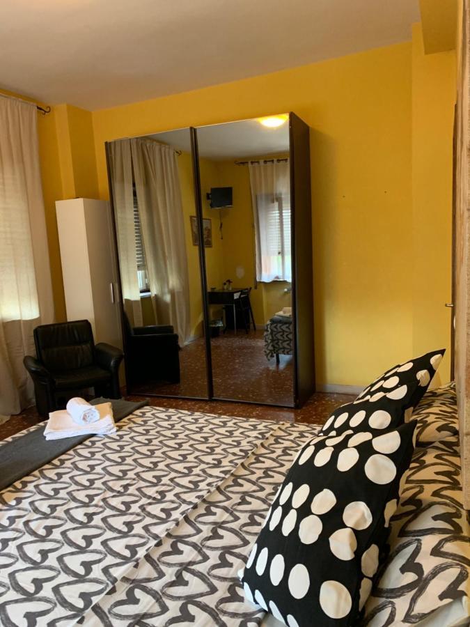 Bella Roma - Ee Hotell Eksteriør bilde