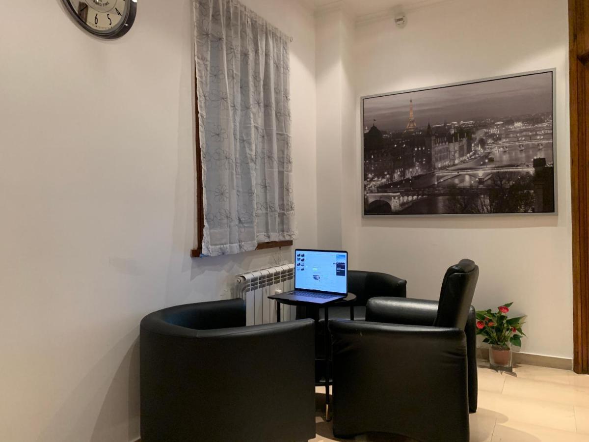 Bella Roma - Ee Hotell Eksteriør bilde