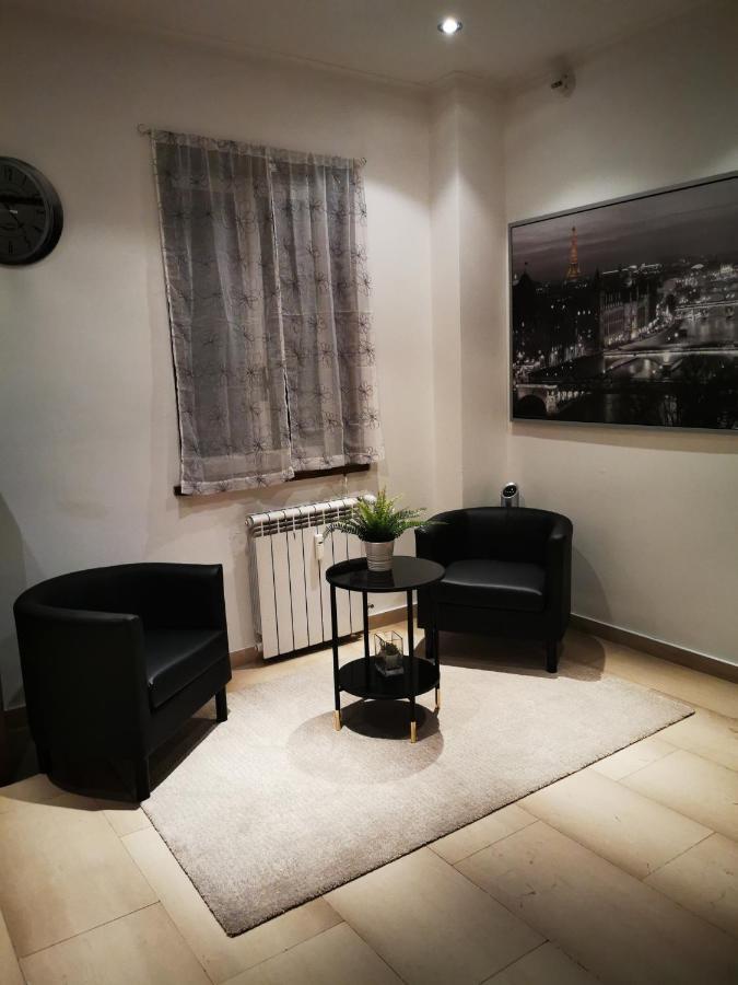 Bella Roma - Ee Hotell Eksteriør bilde