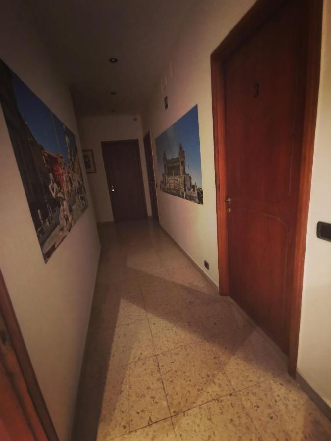 Bella Roma - Ee Hotell Eksteriør bilde