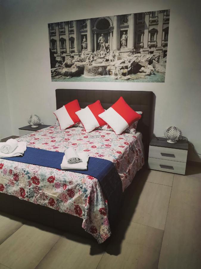 Bella Roma - Ee Hotell Eksteriør bilde