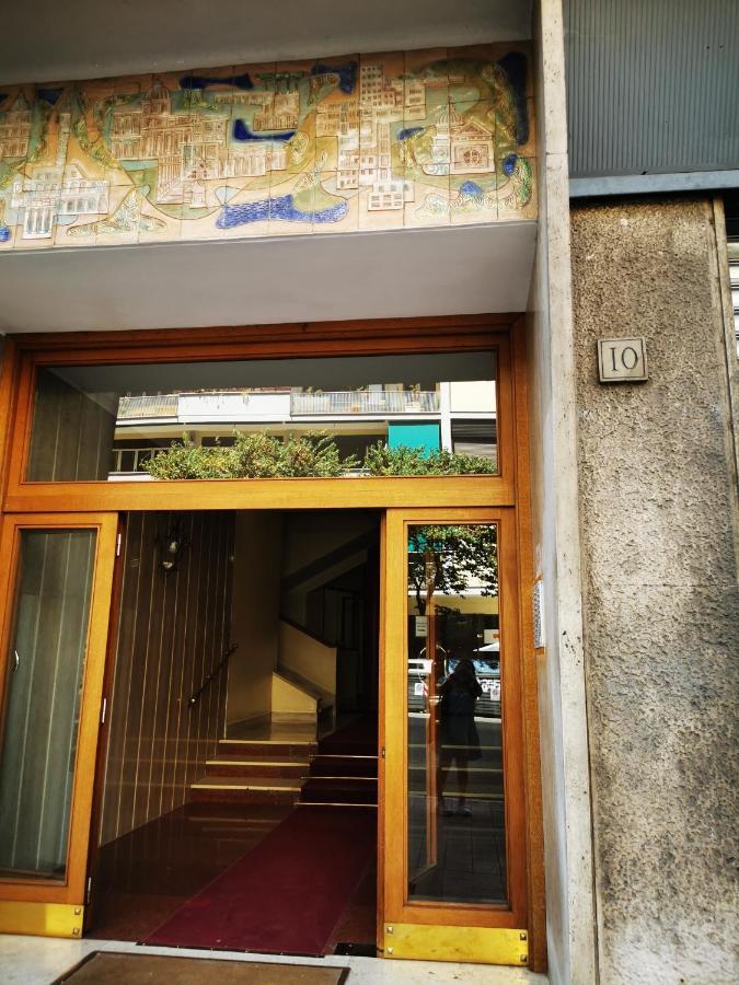 Bella Roma - Ee Hotell Eksteriør bilde