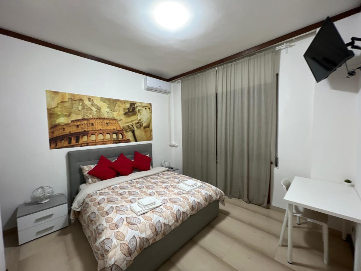 Bella Roma - Ee Hotell Eksteriør bilde