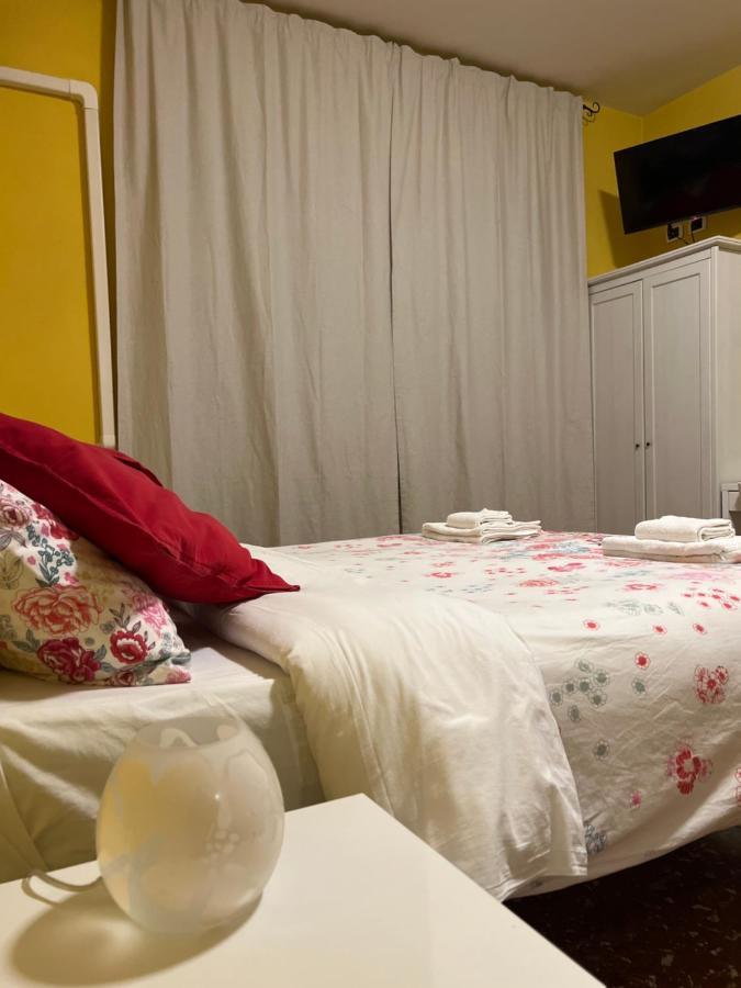 Bella Roma - Ee Hotell Eksteriør bilde